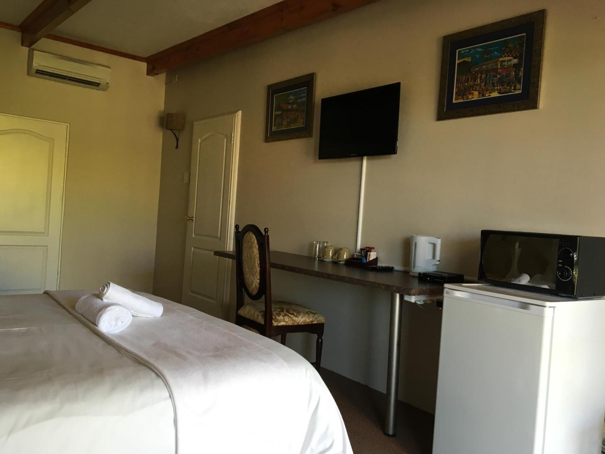 Smart Villa Guest House Іст-Лондон Номер фото